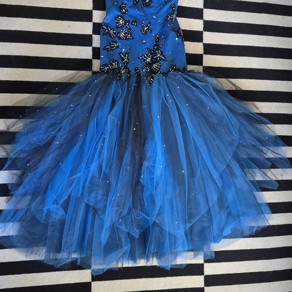 4 Madeline Gardener Blue and Black Prom Dress NwT - Picture 12 of 15